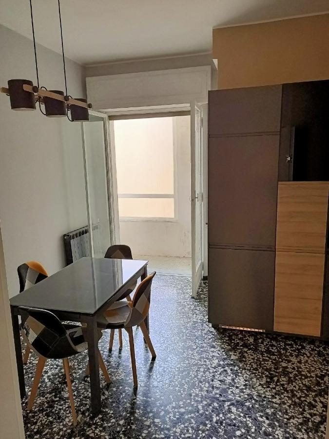 Casa Di Noemi - Seafront With Parking Apartment Savona Exterior photo