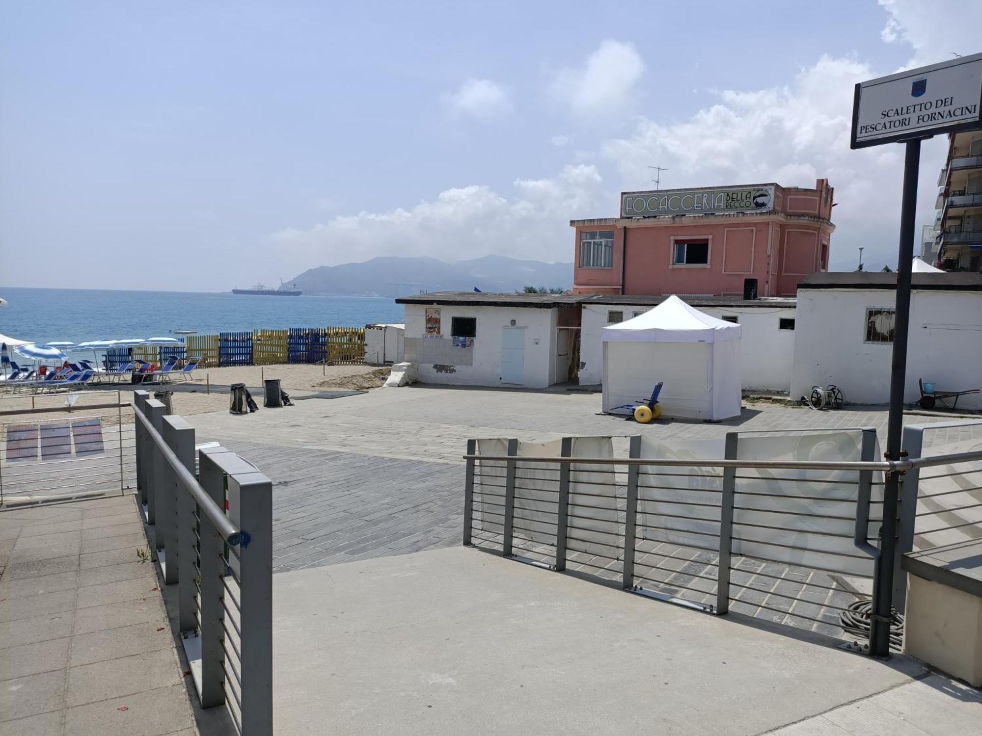 Casa Di Noemi - Seafront With Parking Apartment Savona Exterior photo